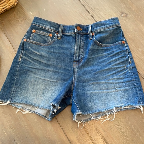 Madewell mid rise denim shorts - Picture 1 of 2